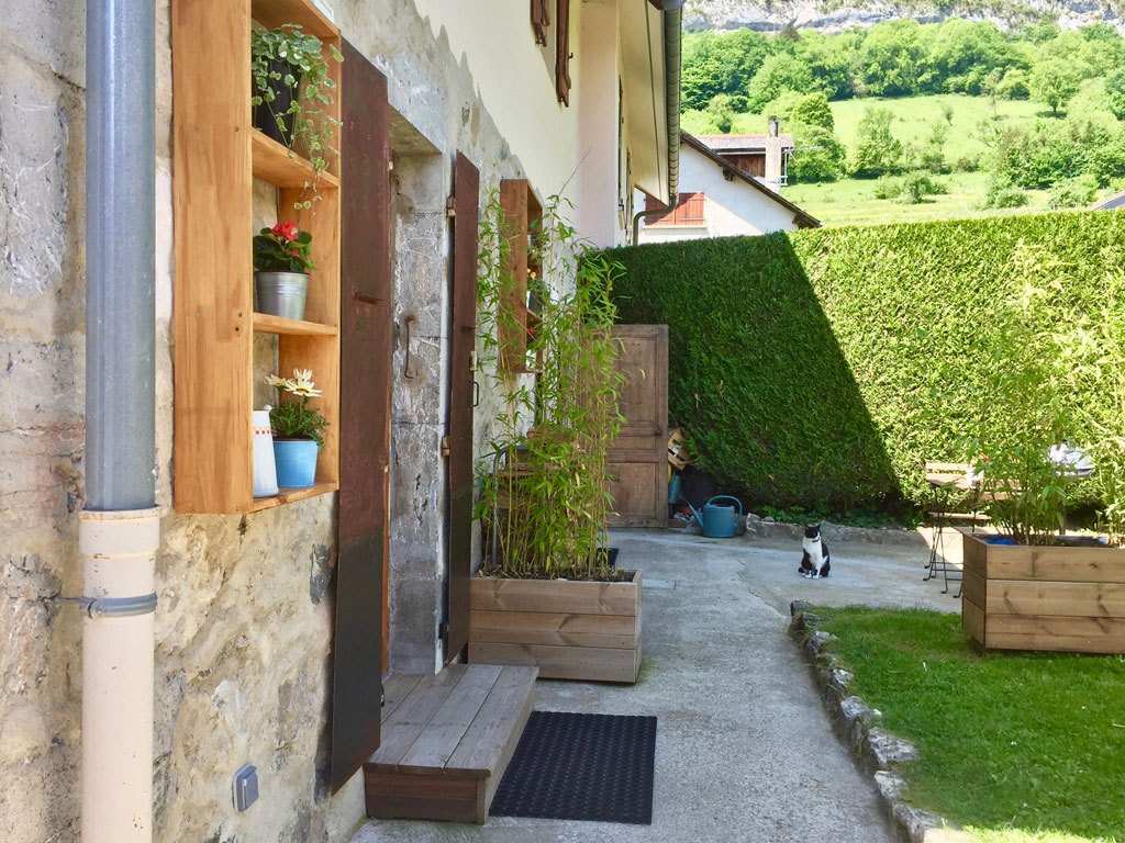 arriere maison entree studio
